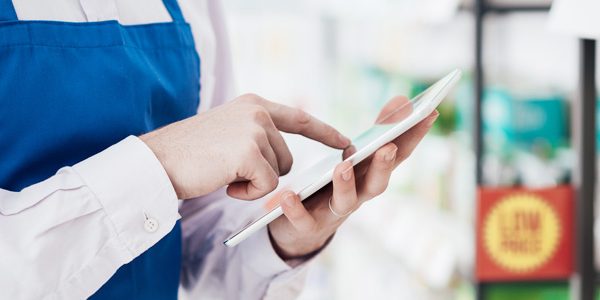 店舗の開店・閉店のたびに必要となるネットワーク構築の負担を減らしたい！
